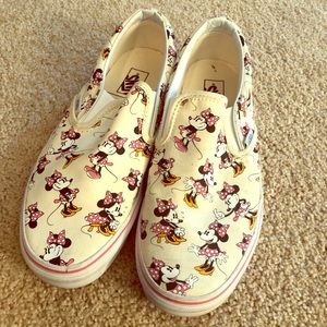 Disney Vans (Minnie Mouse)